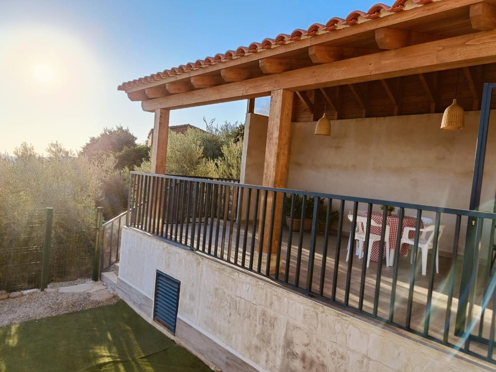 Arroyomolinos de la VeraLa Casa De Abajo别墅 外观 照片